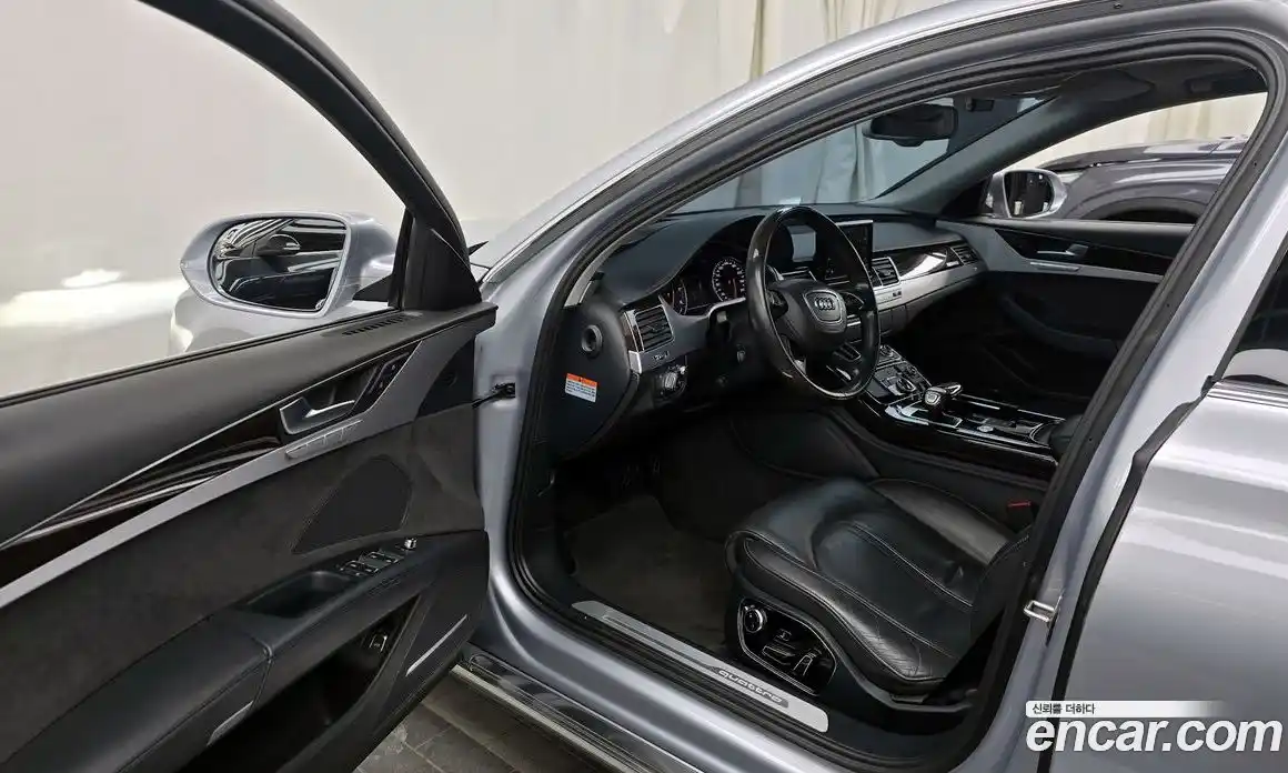 Audi A8 2015 4.0 гидро в Москве № 212504, фото 10