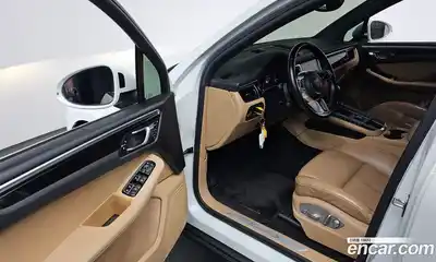 Porsche Macan 2016 3.0 гидро в Москве № 213271, миниатюра 11