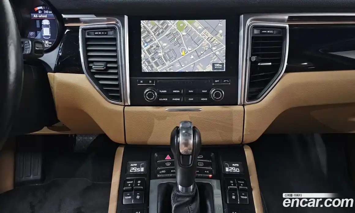 Porsche Macan 2016 3.0 гидро в Москве № 213271, фото 14