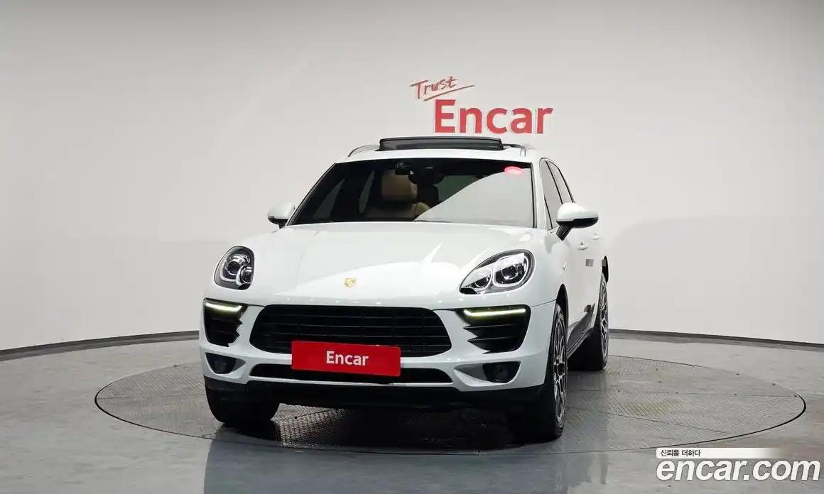 Porsche Macan 2016 3.0 гидро в Москве № 213271, фото 3