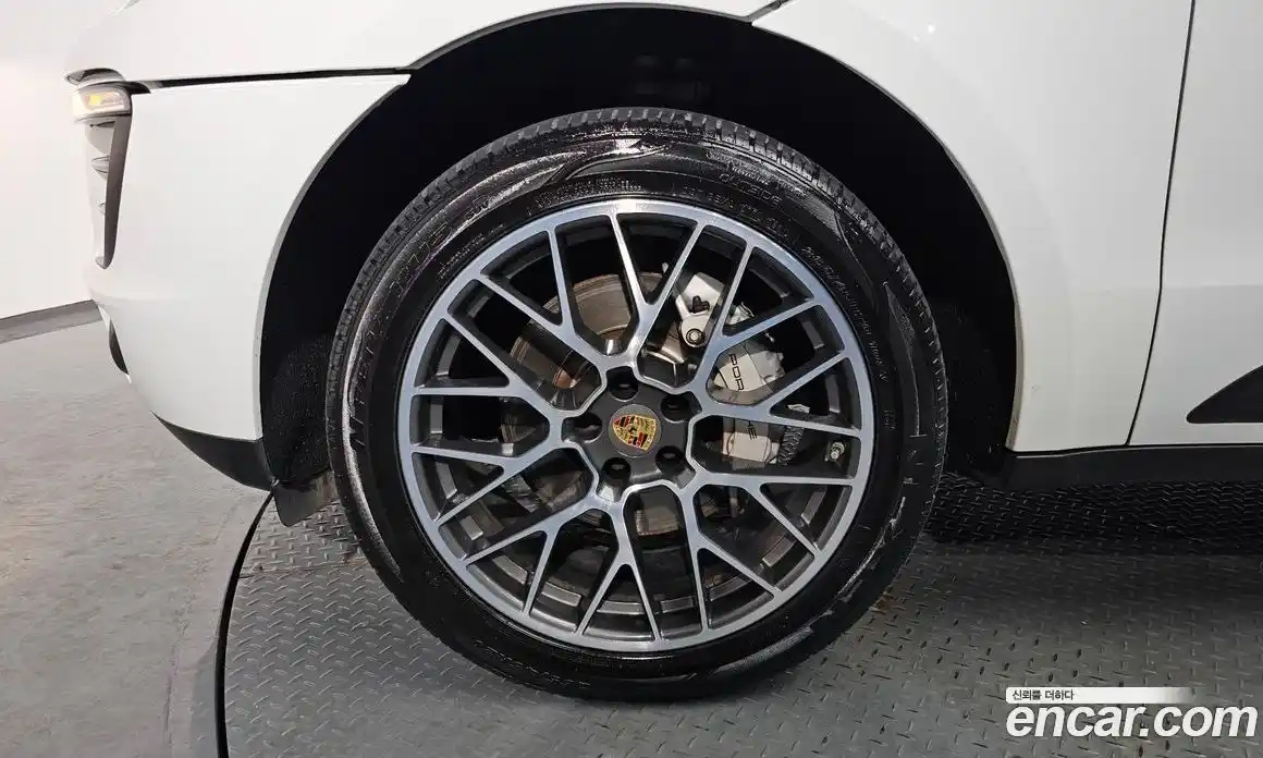 Porsche Macan 2016 3.0 гидро в Москве № 213271, фото 5