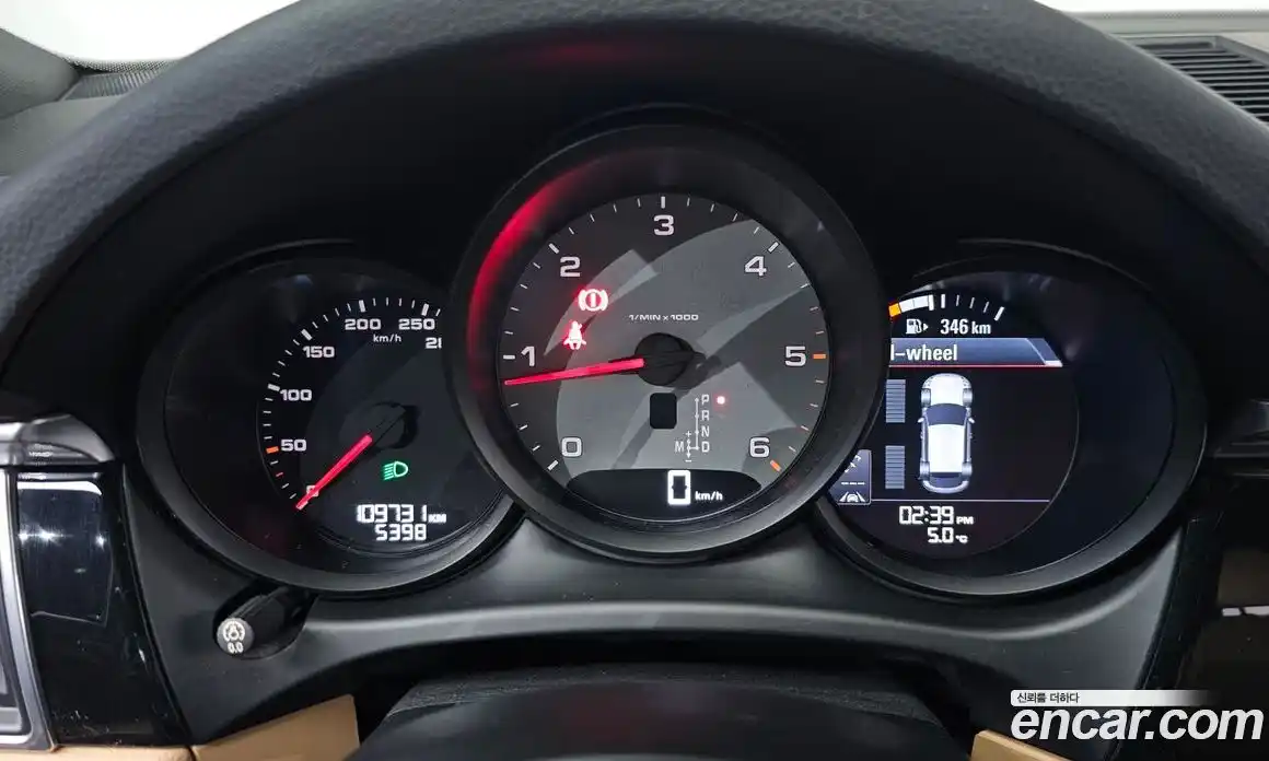Porsche Macan 2016 3.0 гидро в Москве № 213271, фото 8