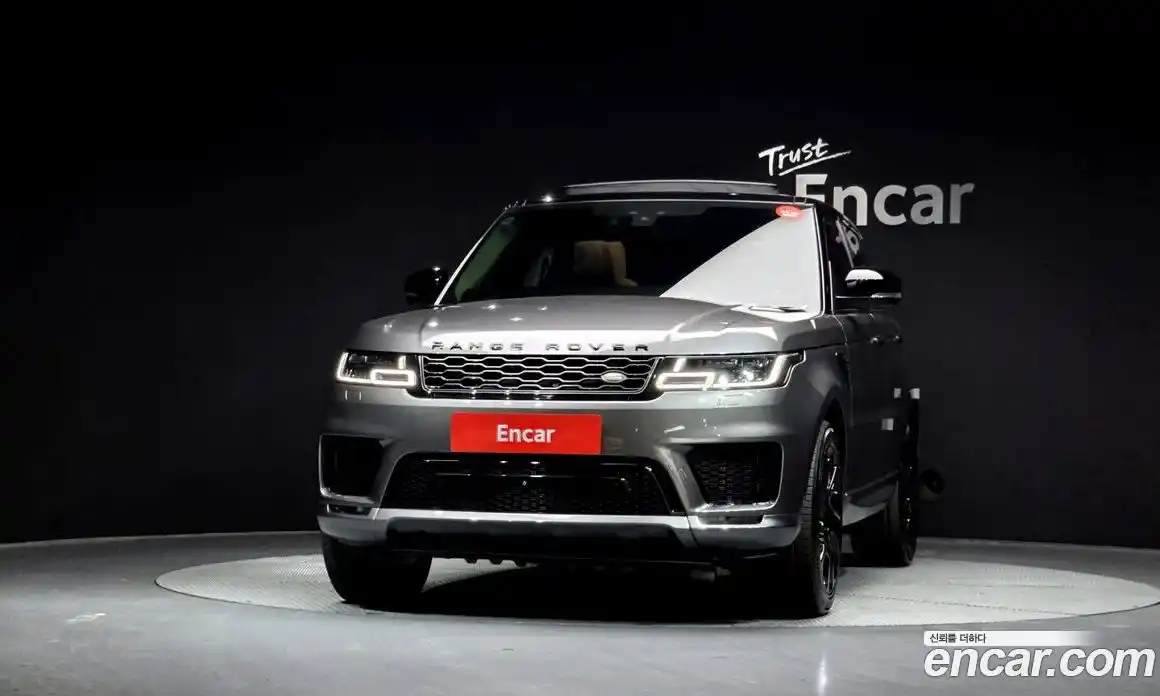 Land Rover Range-Rover Sport 2018 3.0 гидро в Москве № 213505, фото 3