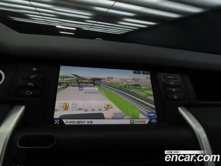 Land Rover Discovery Sport 2015 2.0 гидро в Москве № 213587, фото 13
