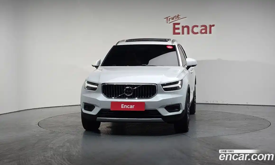 Volvo XC40 2020 2.0 гидро в Москве № 230418, фото 3