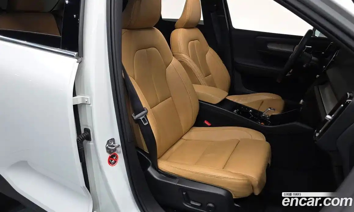 Volvo XC40 2020 2.0 гидро в Москве № 230418, фото 10