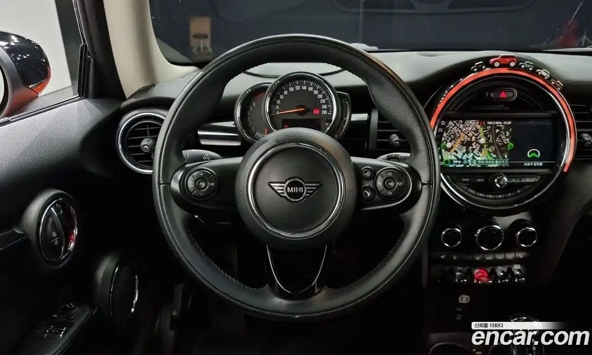Mini Cooper 2020 1.5 гидро в Москве № 231474, фото 13