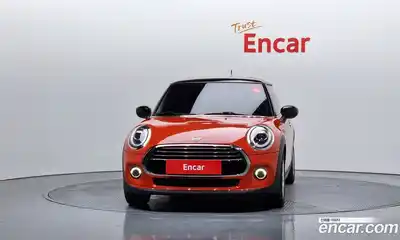 Mini Cooper 2020 1.5 гидро в Москве № 231474, миниатюра 3