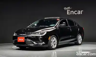 Chrysler 200, 2015