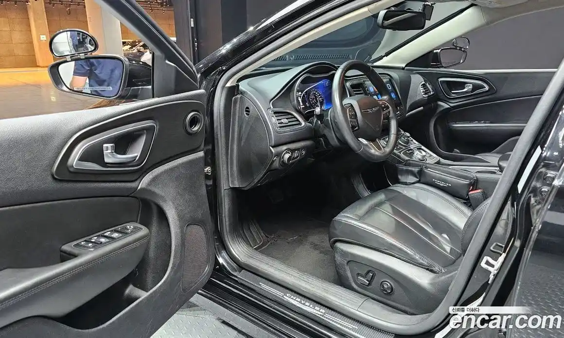 Chrysler 200 2015 2.4 гидро в Москве № 256761, фото 11