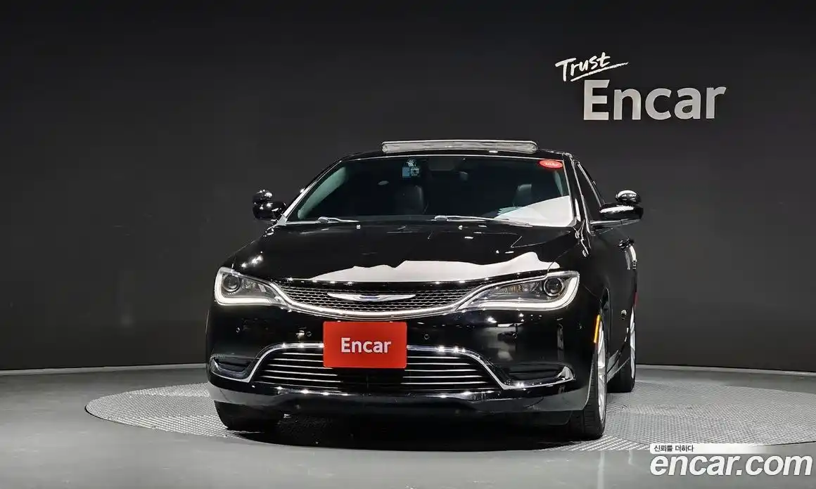 Chrysler 200 2015 2.4 гидро в Москве № 256761, фото 3