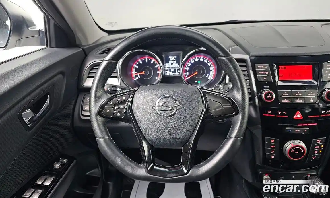 SsangYong TIBOLI 2017 1.6 гидро в Москве № 25769, фото 16