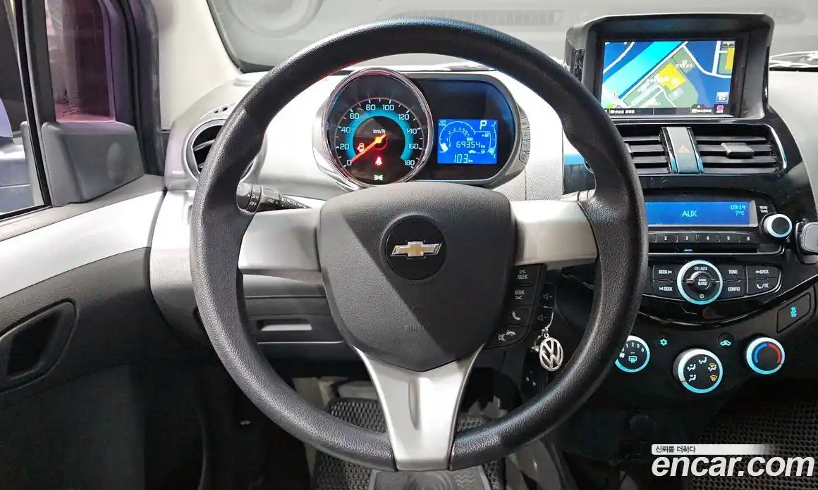 Chevrolet Spark 2015 1.0 гидро в Москве, фото 15