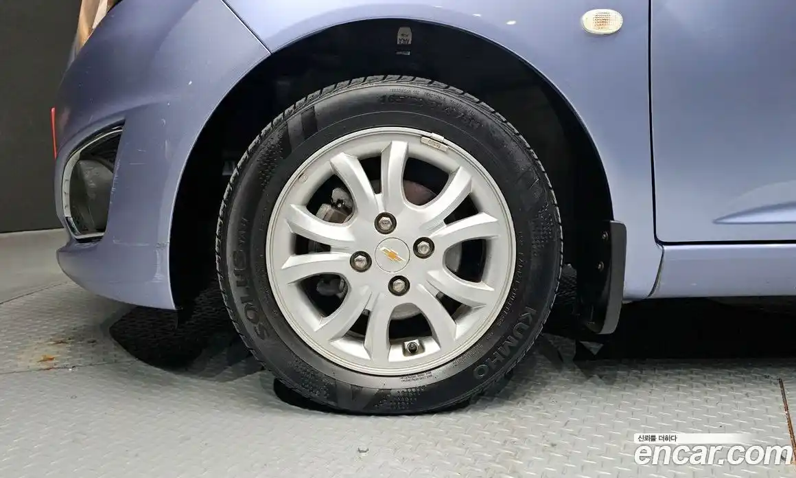 Chevrolet Spark 2015 1.0 гидро в Москве, фото 5