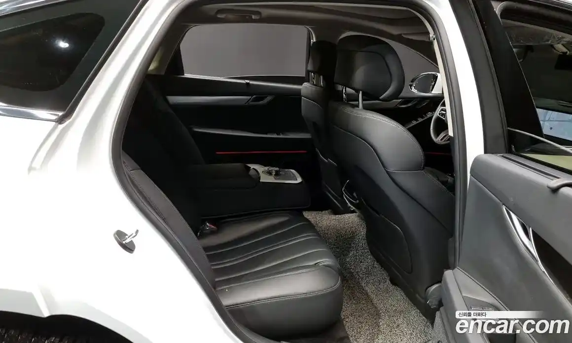 Genesis G80 2025 2.5 гидро в Москве № 114836, фото 12