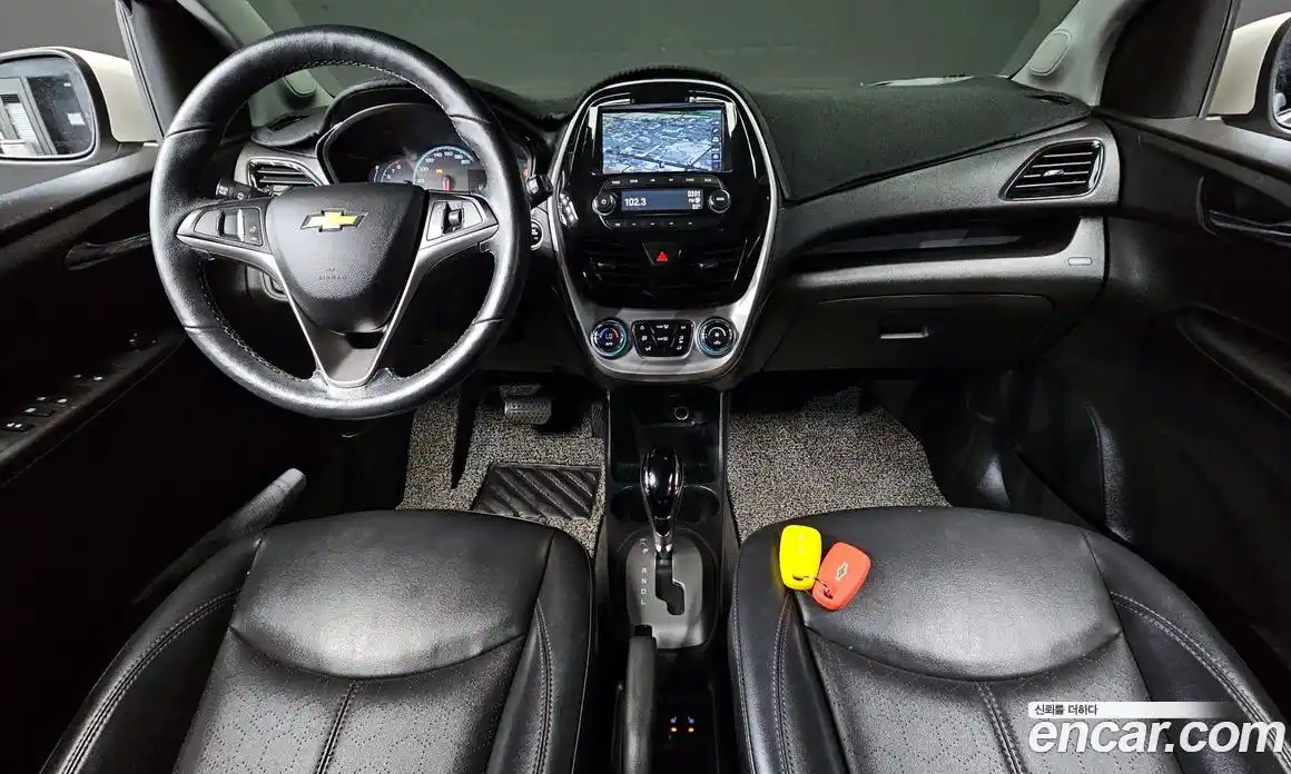 Chevrolet Spark 2016 1.0 гидро в Москве, фото 7