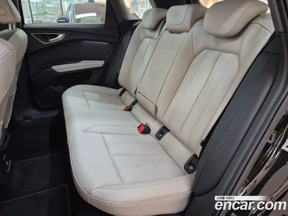 Audi Q4 e-tron 2024 гидро в Москве № 161774, фото 11