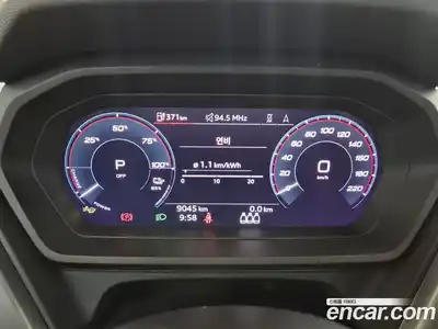 Audi Q4 e-tron 2024 гидро в Москве № 161774, миниатюра 8