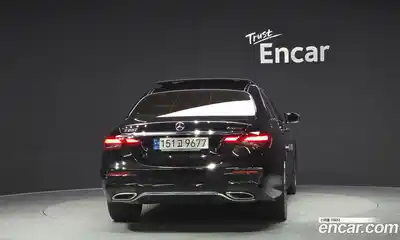 Mercedes-Benz E-Class 2022 2.0 гидро в Москве, миниатюра 4