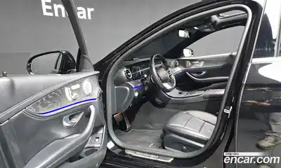 Mercedes-Benz E-Class 2022 2.0 гидро в Москве, миниатюра 10