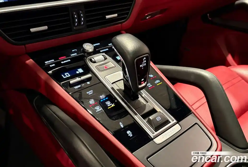 Porsche Cayenne 2020 3.0 гидро в Москве № 165810, фото 17
