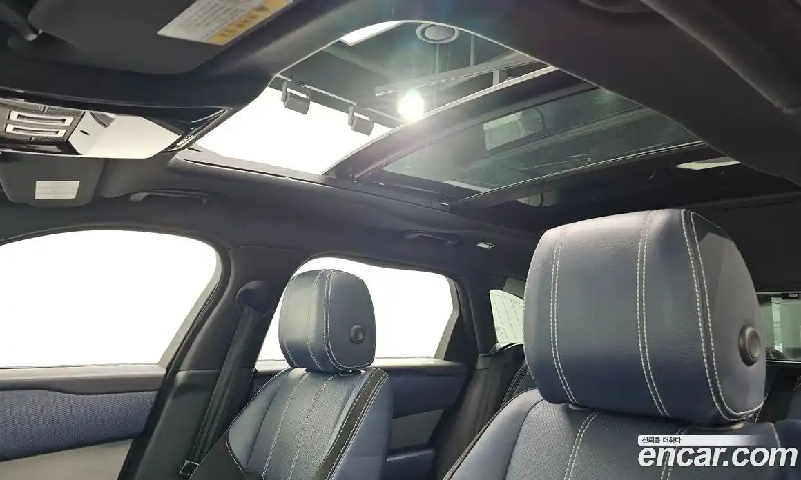 Land Rover Range-Rover Velar 2017 3.0 гидро в Москве № 166677, фото 17