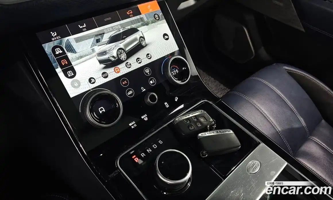 Land Rover Range-Rover Velar 2017 3.0 гидро в Москве № 166677, фото 9