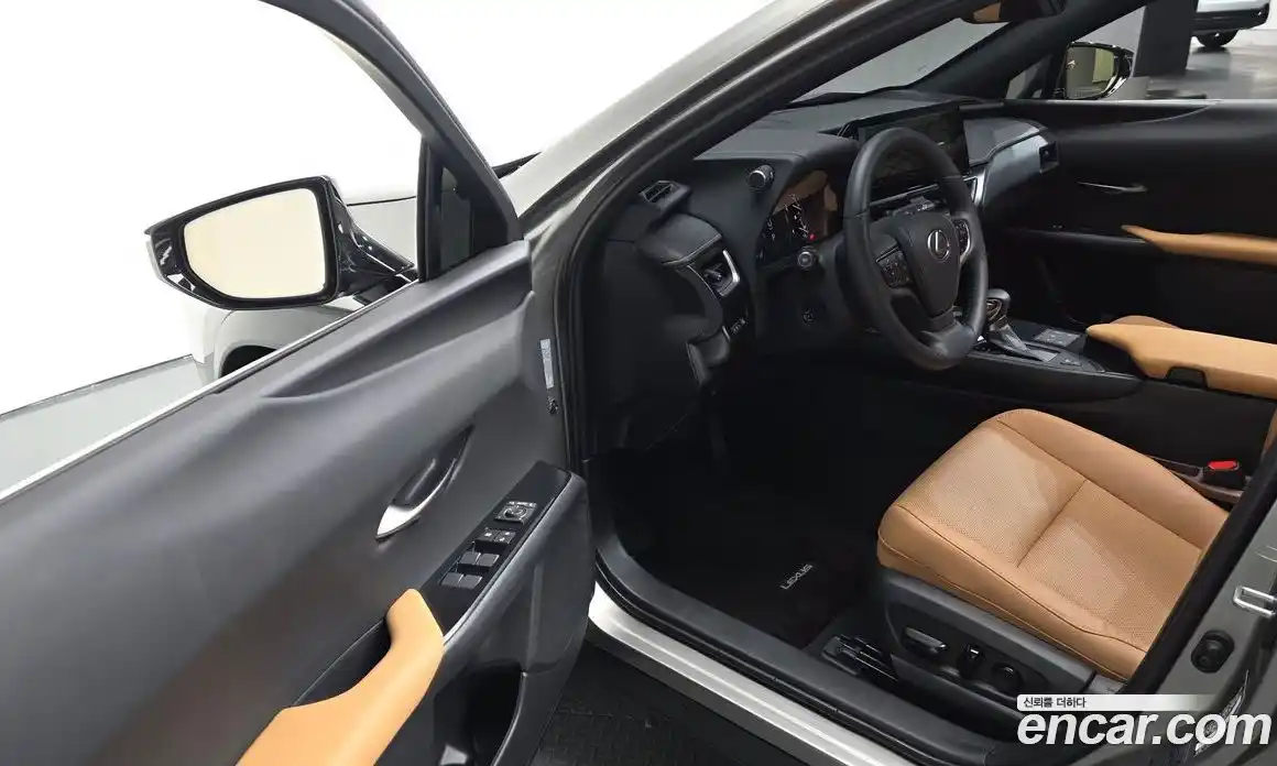 Lexus UX 2024 2.0 гидро в Москве № 168011, фото 11