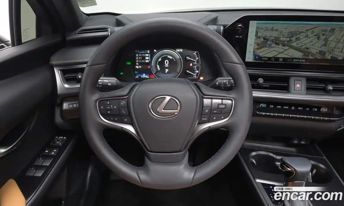 Lexus UX 2024 2.0 гидро в Москве № 168011, фото 12