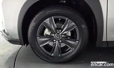 Lexus UX 2024 2.0 гидро в Москве № 168011, миниатюра 4
