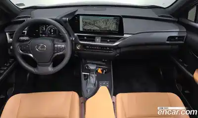 Lexus UX 2024 2.0 гидро в Москве № 168011, миниатюра 6