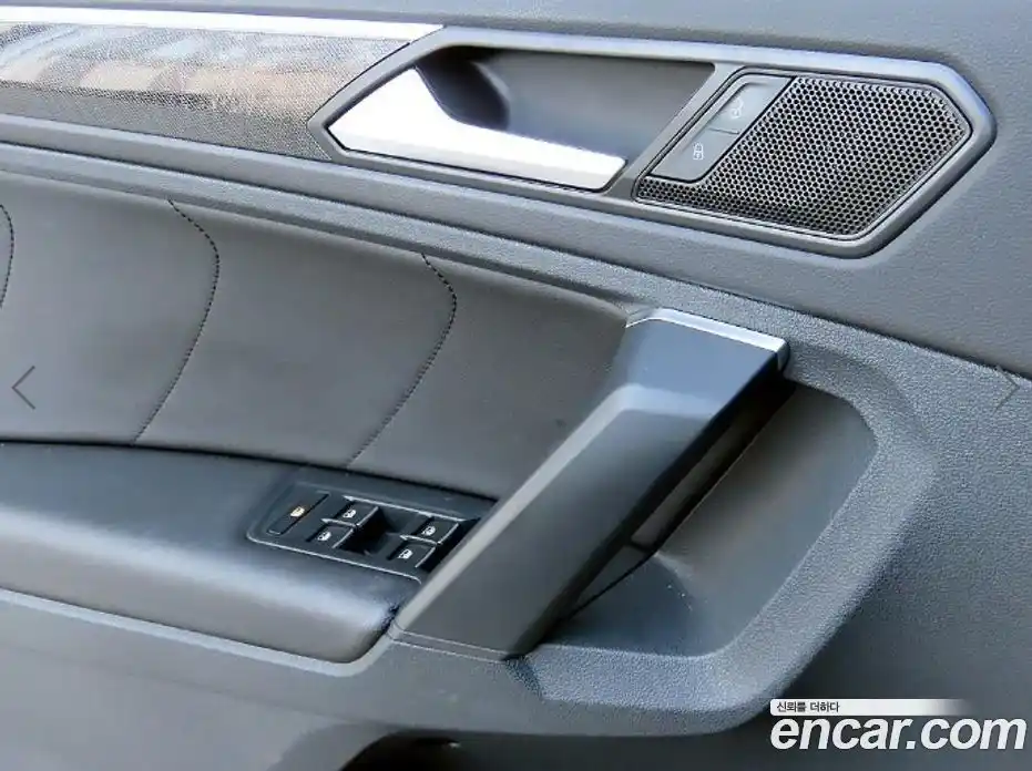 Volkswagen Tiguan 2021 2.0 гидро в Москве № 169196, фото 12