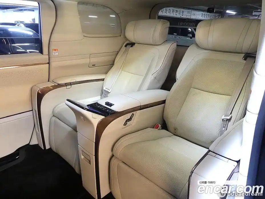 Lexus LM 2025 2.4 гидро в Москве № 1693024, фото 14