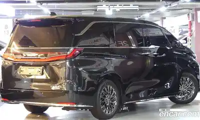Lexus LM 2025 2.4 гидро в Москве № 1693024, миниатюра 3