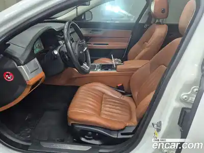 Jaguar XF 2017 2.0 гидро в Москве № 1698896, миниатюра 7