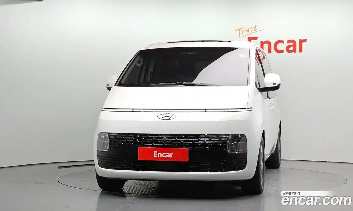 Hyundai Staria 2022 2.2 гидро в Москве № 1757852, фото 3