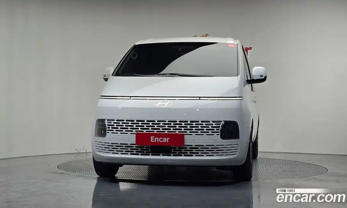 Hyundai Staria 2024 1.6 гидро в Москве № 1757923, фото 3