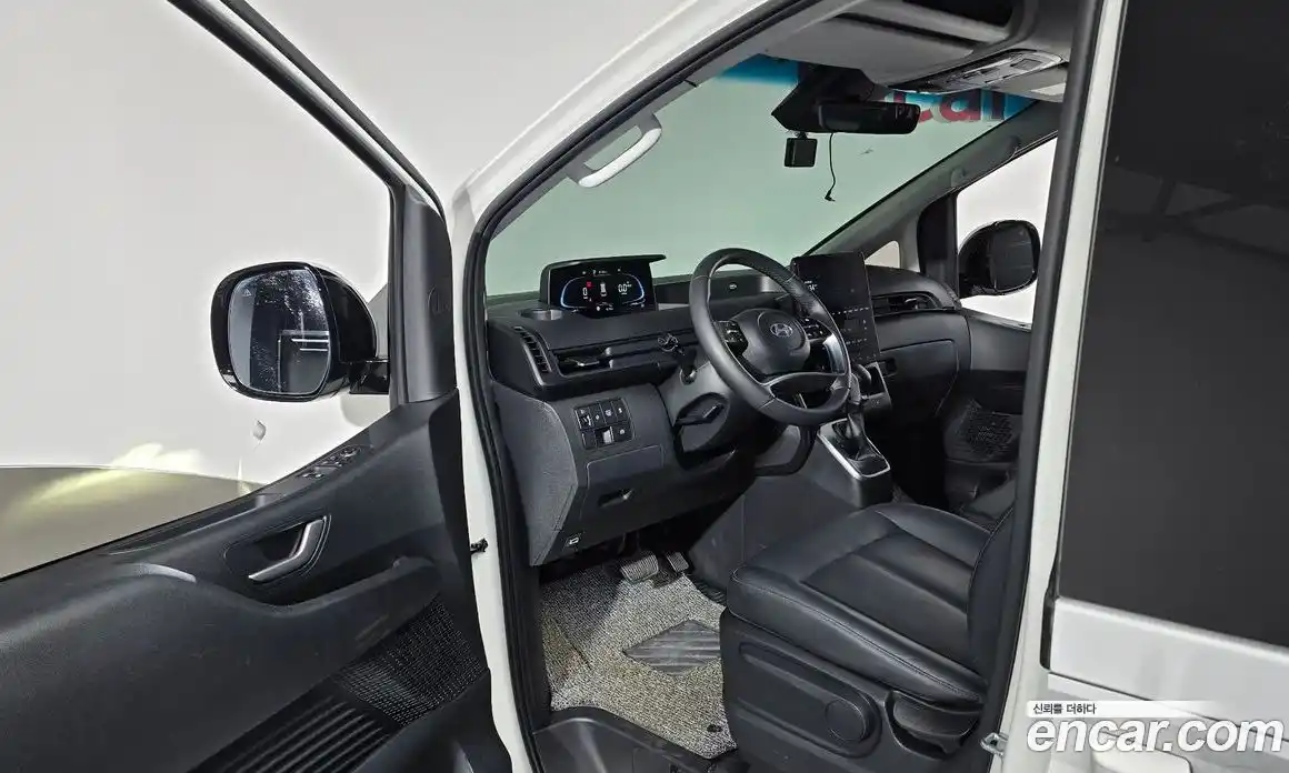 Hyundai Staria 2024 1.6 гидро в Москве № 1757923, фото 10