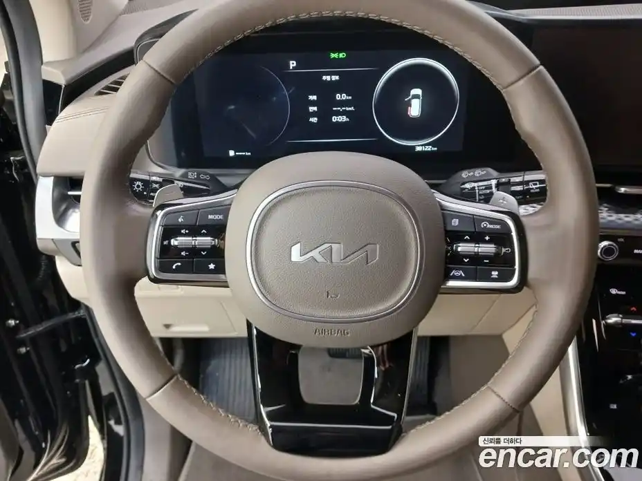 Kia Canival 2023 3.5 гидро в Москве № 1758598, фото 12