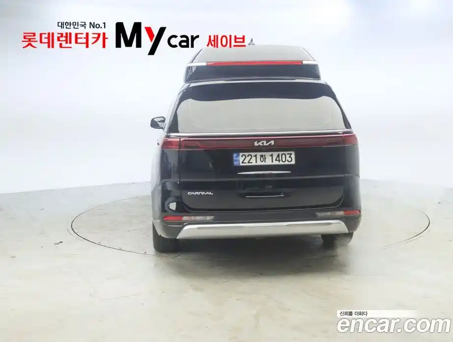 Kia Canival 2023 3.5 гидро в Москве № 1758598, фото 4