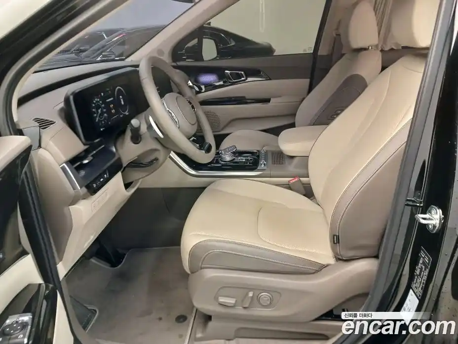 Kia Canival 2023 3.5 гидро в Москве № 1758598, фото 9
