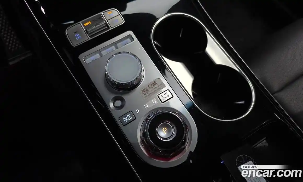 Genesis GV70 2025 2.5 гидро в Москве № 1758621, фото 9