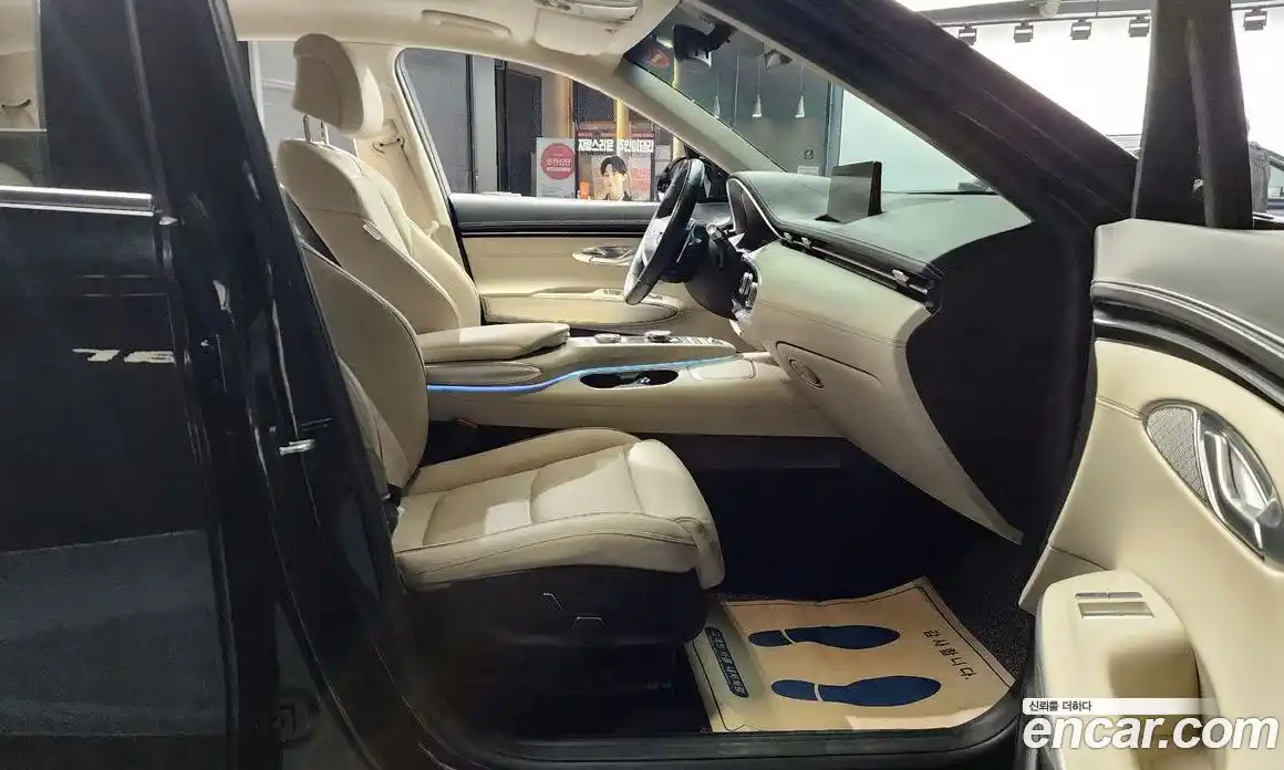 Genesis GV70 2023 2.5 гидро в Москве № 1758781, фото 11