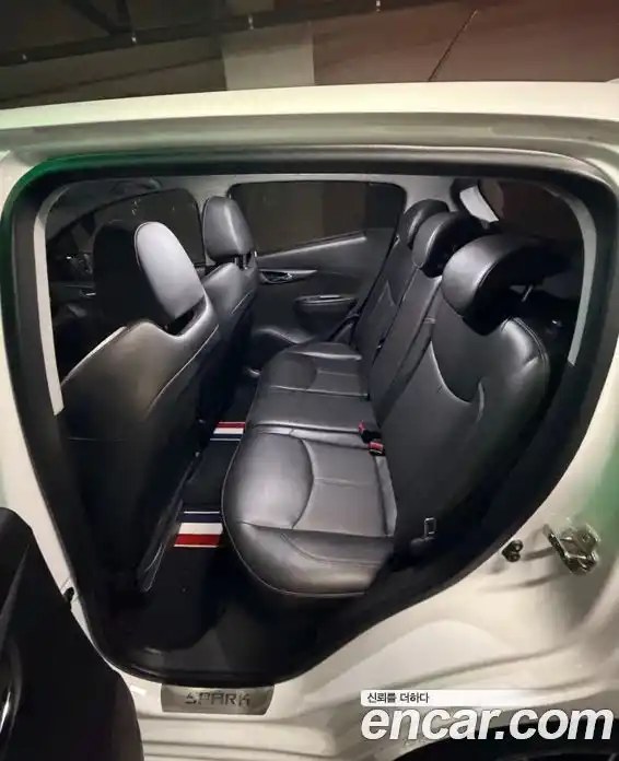Chevrolet Spark 2016 1.0 механика в Москве № 1760848, фото 12