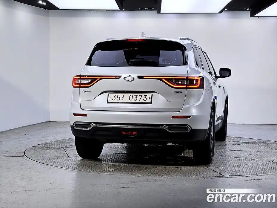 Renault QM6 2016 2.0 гидро в Москве № 1761363, фото 3