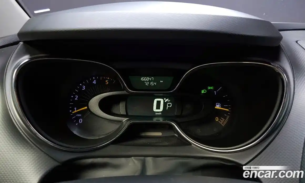 Renault QM3 2015 1.5 гидро в Москве № 1761523, фото 8