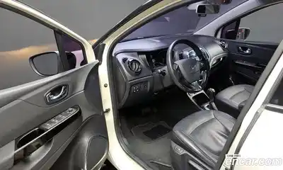Renault QM3 2015 1.5 гидро в Москве № 1761523, миниатюра 10