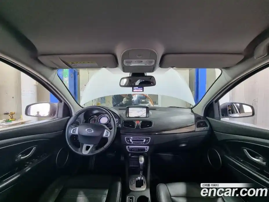 Renault SM3 2014 1.6 гидро в Москве № 1761700, фото 13