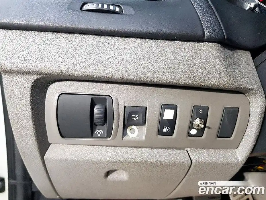 Renault SM3 2012 1.6 механика в Москве № 1761716, фото 12