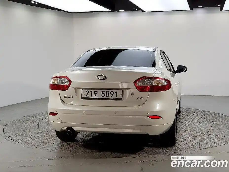 Renault SM3 2012 1.6 механика в Москве № 1761716, фото 3